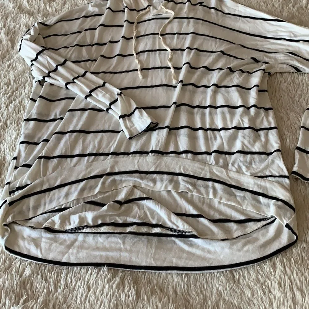 Hoodie Tee - Picture 9 of 16